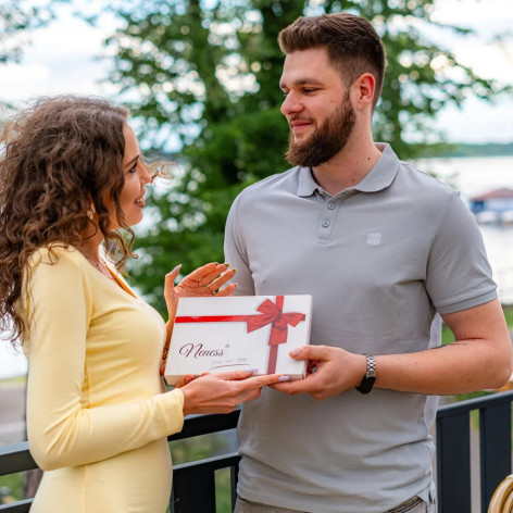 Gotowy Prezent dla Mężczyzn - Zestaw 8 Sztuk Perfum Męskich