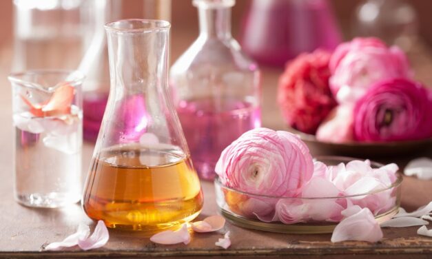 Najpopularniejsze składniki perfum