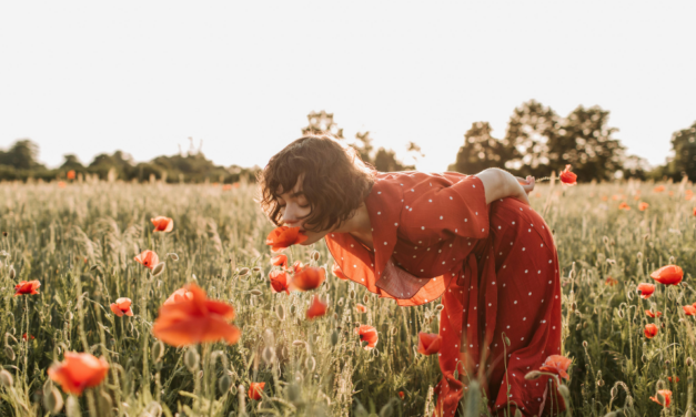 Najlepsze perfumy damskie na wiosnę – ranking wiosennych zapachów dla kobiet 2026